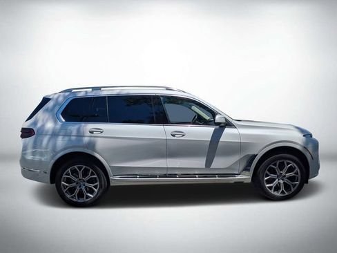 Used 2026 BMW X7 xDrive40i AWD/4WD image 3