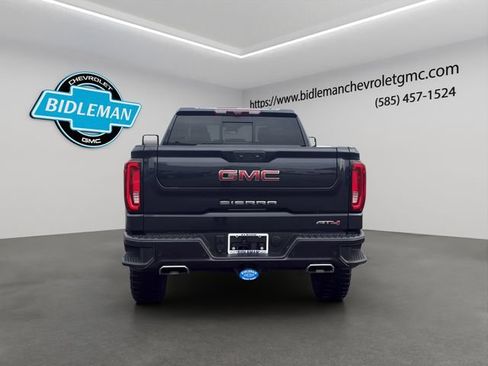 Used 2025 GMC Sierra 1500 AT4 w/ Technology Package AWD/4WD image 7
