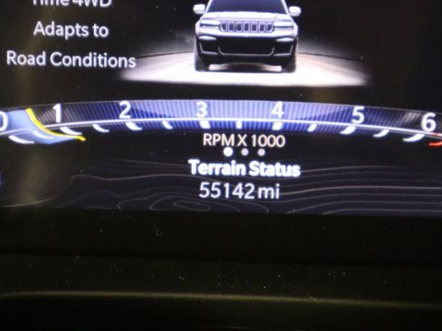 Used 2023 Jeep Grand Cherokee L Limited w/ Luxury Tech Group II AWD/4WD image 40