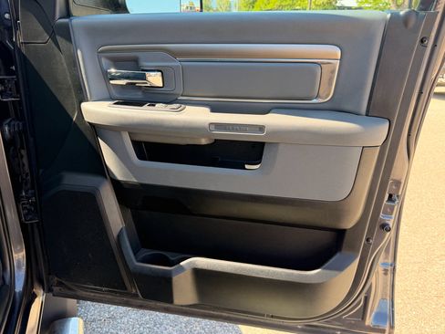 Used 2018 RAM 1500 Big Horn AWD/4WD image 17