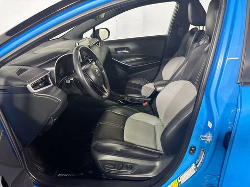 Used 2022 Toyota Corolla XSE FWD image 11