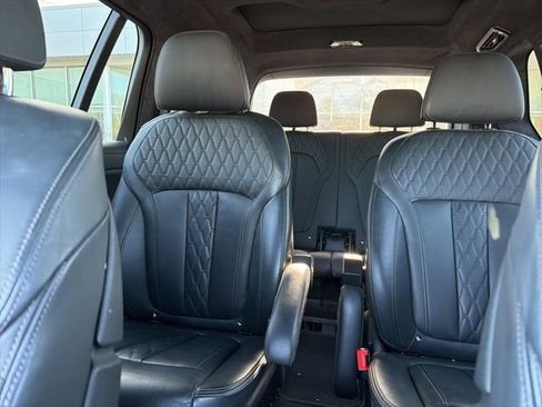 Used 2023 BMW X7 xDrive40i w/ Executive Package AWD/4WD image 14