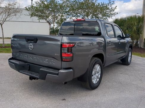 Certified 2024 Nissan Frontier SV w/ SV Convenience Package image 5