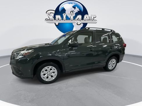Used 2023 Subaru Forester image 4
