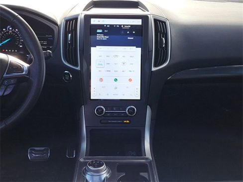 Certified 2024 Ford Edge ST-Line image 27