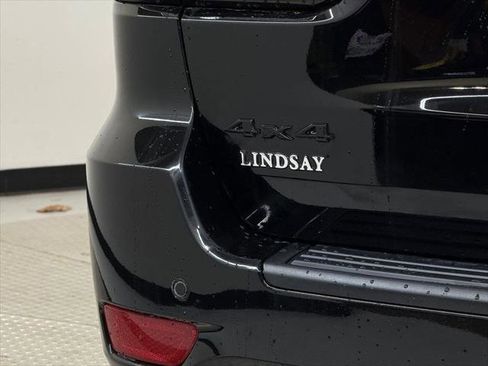 Certified 2022 Jeep Grand Cherokee Laredo X image 9