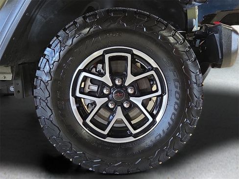 Used 2025 Jeep Wrangler Unlimited Rubicon image 11