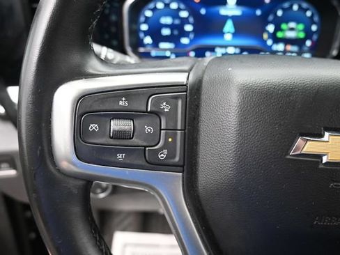Used 2023 Chevrolet Silverado 1500 LT AWD/4WD image 13