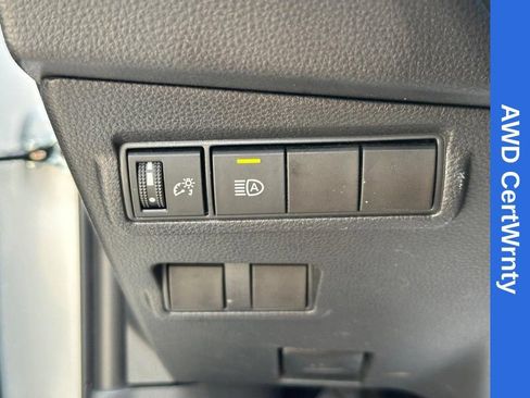 Used 2022 Toyota Corolla Cross LE AWD/4WD image 24