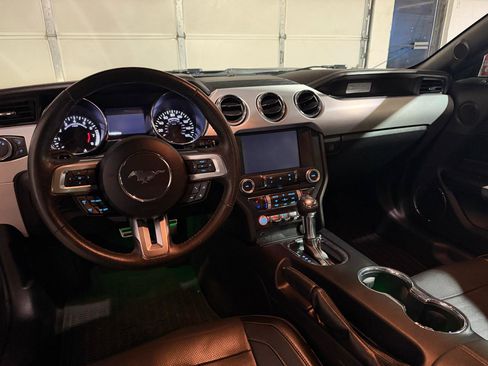 Used 2015 Ford Mustang Premium RWD image 15