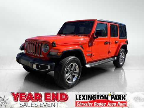 Used 2020 Jeep Wrangler Unlimited Sahara image 2