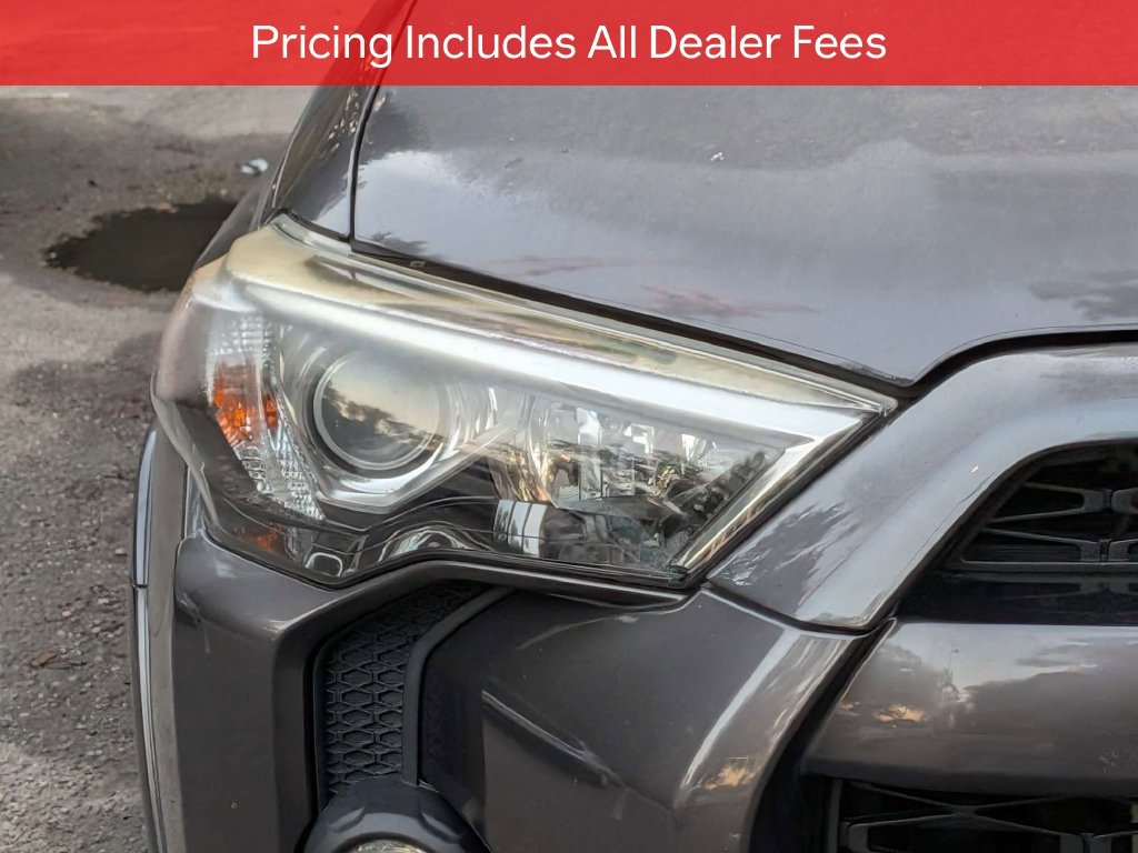 Used 2017 Toyota 4Runner SR5 Premium RWD image 11