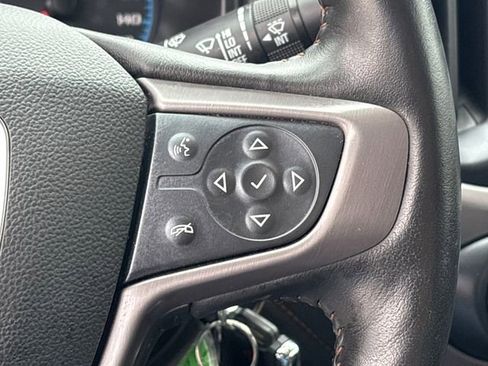 Used 2022 GMC Canyon AT4 image 28