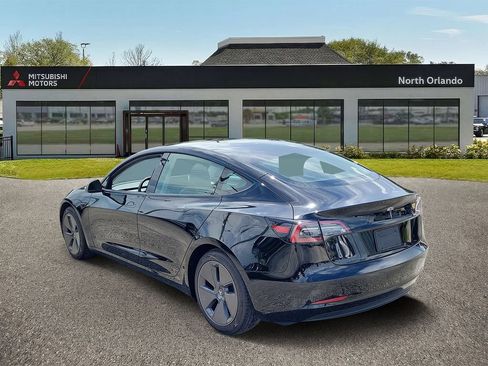 Used 2023 Tesla Model 3 Standard Range RWD image 2