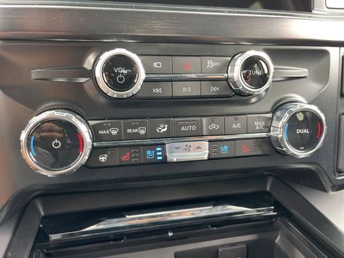 New 2026 Ford F250 Lariat w/ Lariat Premium Package image 10