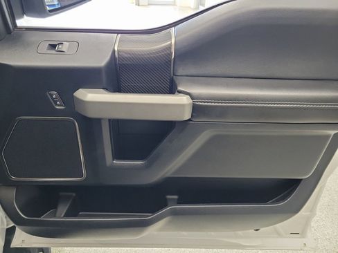 Used 2019 Ford F150 Raptor w/ Equipment Group 802A Luxury image 22