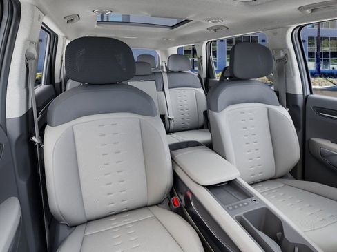 New 2026 Kia EV9 Wind image 15