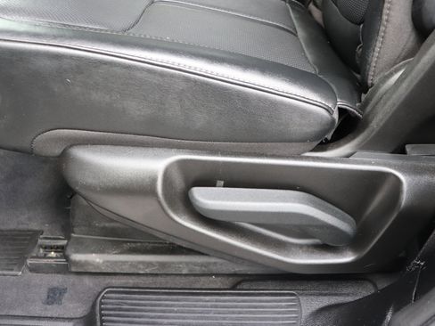 Used 2024 Jeep Wagoneer L Series II w/ Flexible Seating Group image 31