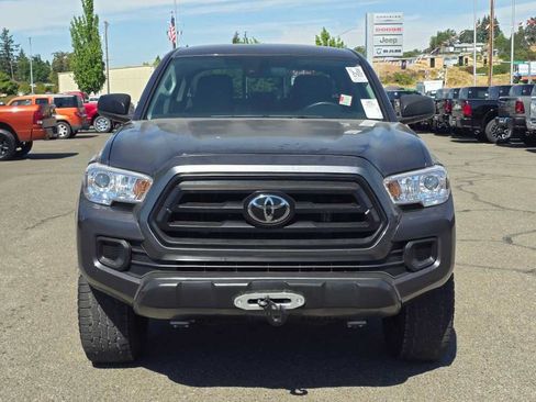Used 2022 Toyota Tacoma SR AWD/4WD image 5
