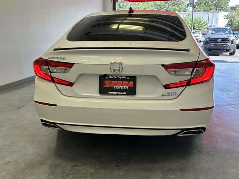 Used 2022 Honda Accord Sport image 4