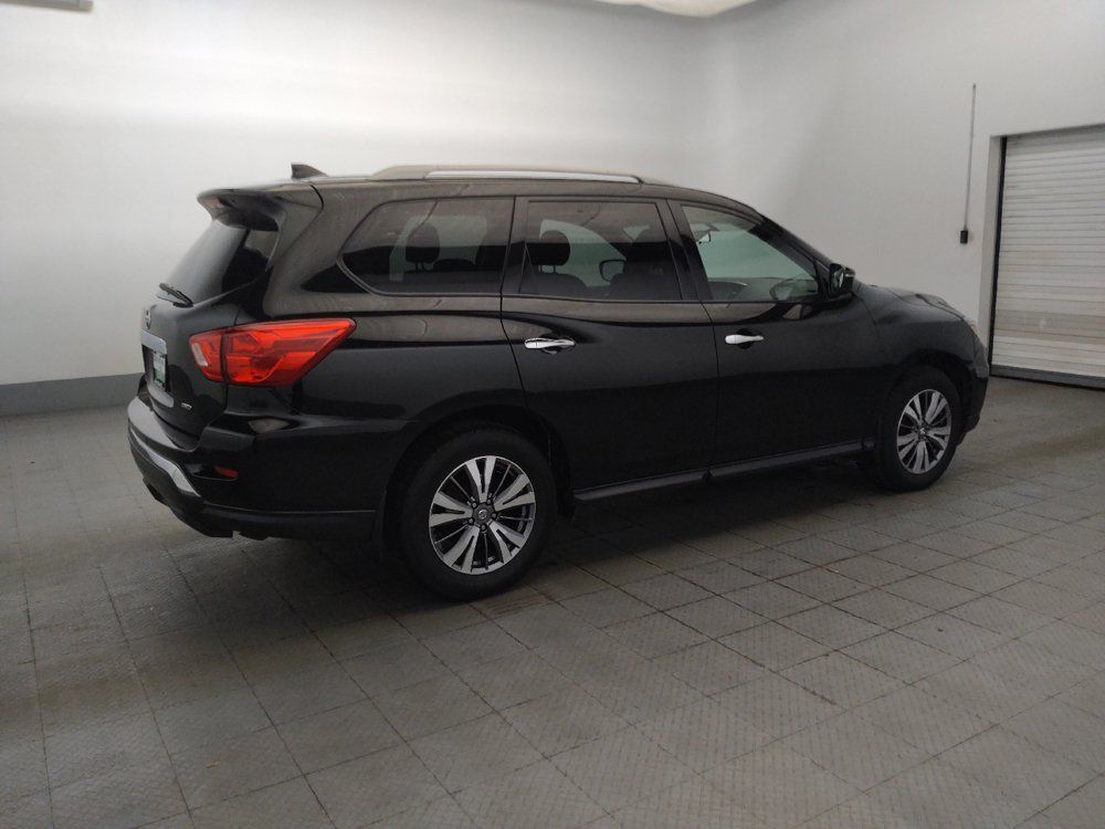 Used 2019 Nissan Pathfinder S AWD/4WD image 10
