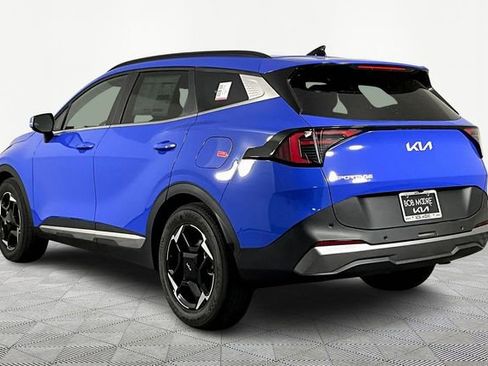 Certified 2026 Kia Sportage EX w/ EX Panorama Roof Package image 4