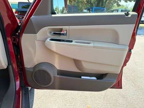 Used 2009 Jeep Liberty Sport w/ Popular Equipment Group RWD image 11
