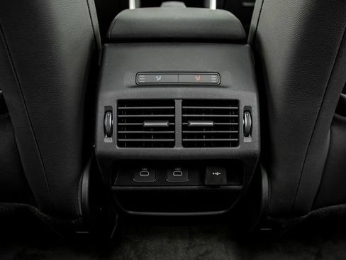 New 2026 Land Rover Discovery Sport Landmark AWD/4WD image 27