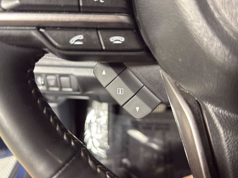 Used 2020 Subaru Outback Touring AWD/4WD image 11