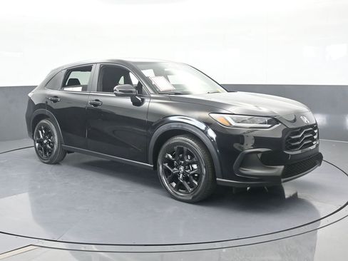 Used 2024 Honda HR-V Sport image 8