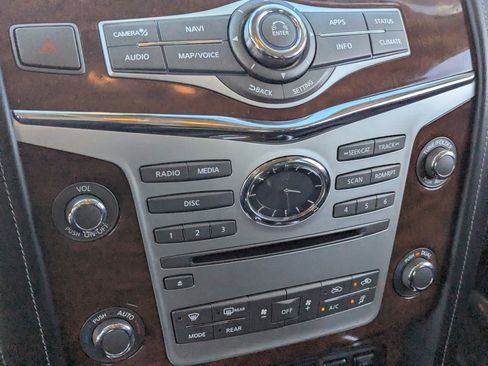 Used 2018 INFINITI QX80 Limited w/ All Season Package image 26