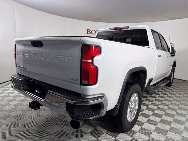 Used 2024 Chevrolet Silverado 2500 LTZ w/ LTZ Premium Package AWD/4WD image 11