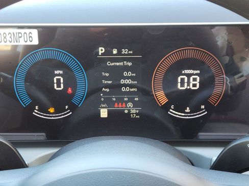 New 2026 Hyundai Tucson SE image 12