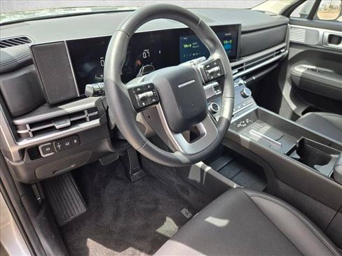 Used 2026 Hyundai Santa Fe SEL FWD image 9