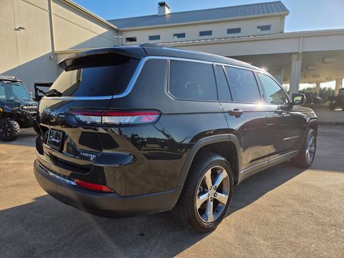 Used 2022 Jeep Grand Cherokee L Limited AWD/4WD image 5