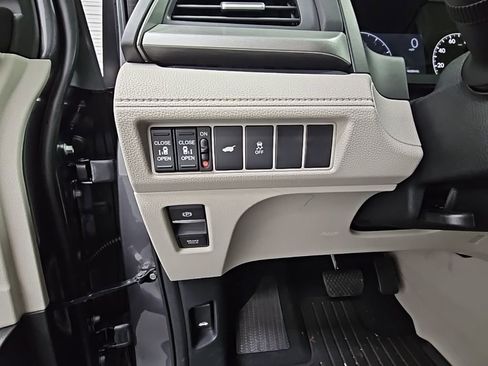 New 2026 Honda Odyssey EX-L image 27