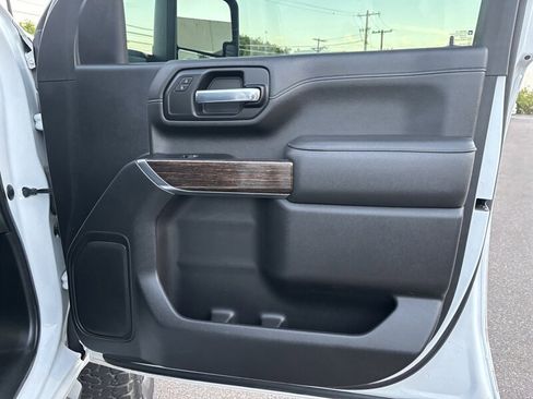 Used 2022 GMC Sierra 2500 SLE w/ SLE Convenience Package image 28