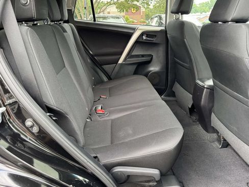 Used 2014 Toyota RAV4 XLE AWD/4WD image 15