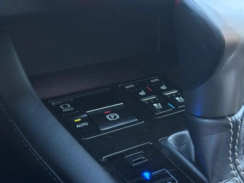 Used 2018 Lexus RX 450h AWD w/ Luxury Package image 26