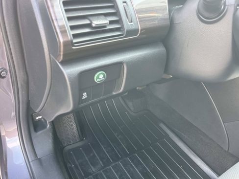Used 2016 Honda Accord EX image 26