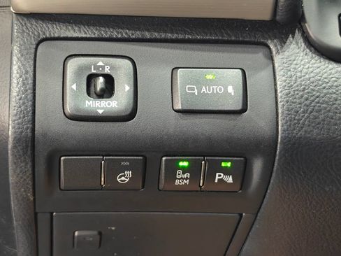 Used 2013 Lexus LS 460 AWD w/ Comfort Pkg image 45