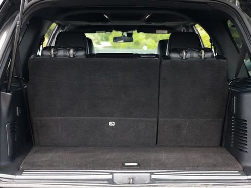 Used 2016 Lincoln Navigator Select RWD image 29