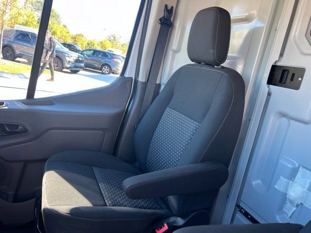 Used 2023 Ford Transit 250 148 High Roof RWD image 18