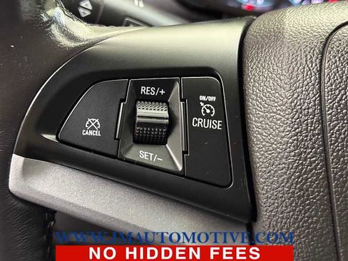 Used 2019 Chevrolet Trax LT w/ LT Convenience Package image 36