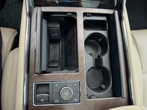 Used 2020 Lincoln Navigator L Reserve w/ Luxury Package image 33