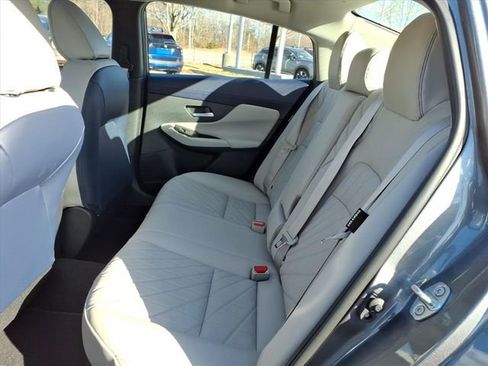 New 2026 Nissan Sentra SL w/ Floor Mat Package image 8