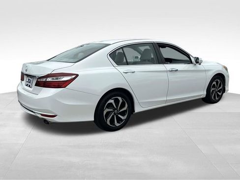 Used 2016 Honda Accord EX-L image 26