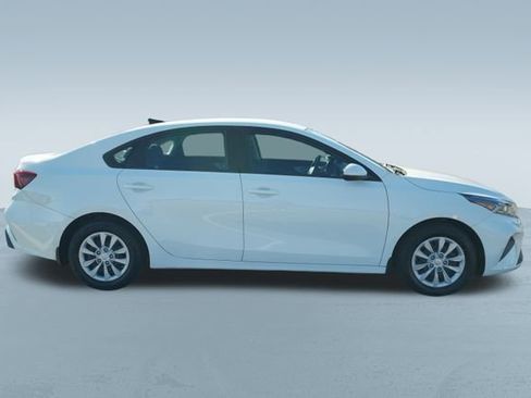 Used 2024 Kia Forte LX image 10