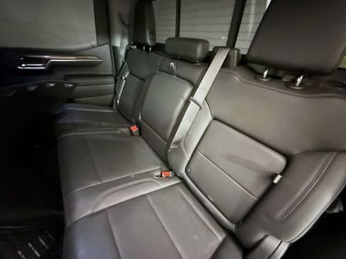 Used 2022 Chevrolet Silverado 1500 LT Trail Boss w/ LT Trail Boss Premium Package AWD/4WD image 24