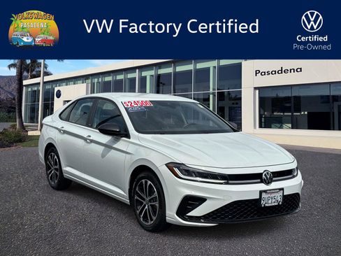 Certified 2025 Volkswagen Jetta Sport FWD image 1
